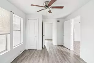 1906 Grainger St, Fort Worth, TX 76110 - Photo 10