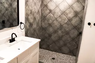 603 N 1st St, Midlothian, TX 76065 - Photo 12