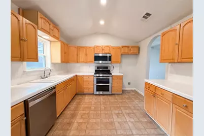 801 Cannon Drive, Euless, TX 76040 - Photo 2