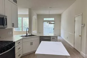 9814 Honeysuckle Dr, Frisco, TX 75035 - Photo 8