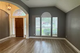 9814 Honeysuckle Dr, Frisco, TX 75035 - Photo 2