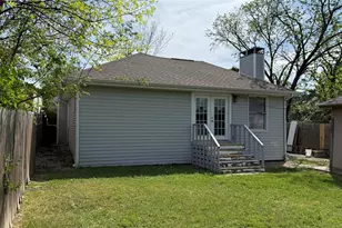 7047 Red Bud Dr, Dallas, TX 75227 - Photo 2