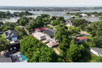 3810 Roaring Springs Court, Granbury, TX 76048 - Photo 10
