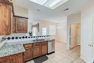 4521 Highridge Dr, The Colony, TX 75056 - Photo 4