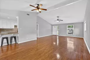 2970 Sundial Dr, Dallas, TX 75229 - Photo 10