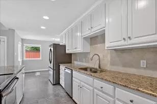 2970 Sundial Dr, Dallas, TX 75229 - Photo 14