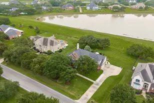 511 Royal Lakes Blvd, Richmond, TX 77469 - Photo 34