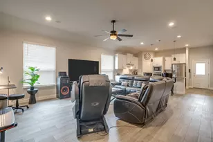 912 Bailey Ln, Mansfield, TX 76063 - Photo 8