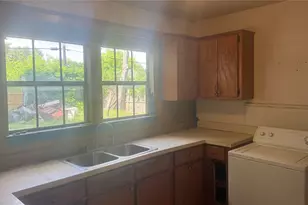 2319 Kathleen Ave, Dallas, TX 75216 - Photo 12
