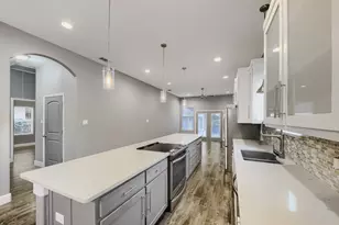 210 W Oak St, Mansfield, TX 76063 - Photo 8