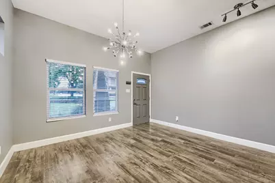210 W Oak Street, Mansfield, TX 76063 - Photo 14
