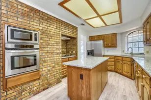 1931 Silver Creek Pl, Duncanville, TX 75137 - Photo 10