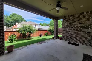 1909 Maggi's Meadow Ln, Rowlett, TX 75089 - Photo 18