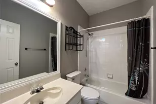 9811 Cliffside Dr, Irving, TX 75063 - Photo 22