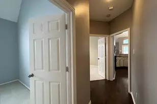 9811 Cliffside Dr, Irving, TX 75063 - Photo 18