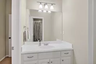 2416 Park Run Dr, Arlington, TX 76016 - Photo 32