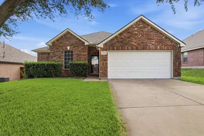 2825 Saddlebred Trail, Celina, TX 75009 - Photo 2