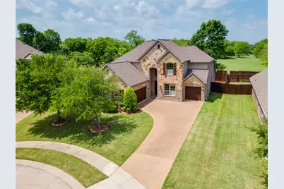 10002 Edgeway Circle, Rowlett, TX 75089 - Photo 1