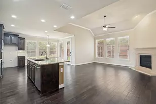 10002 Edgeway Cir, Rowlett, TX 75089 - Photo 8