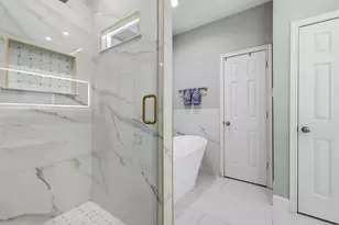 1605 Weatherwood Dr, Flower Mound, TX 75028 - Photo 22