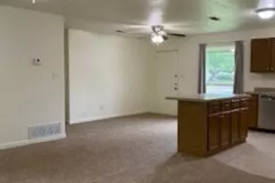 829 Sunnybrook Dr, Burleson, TX 76028 - Photo 6