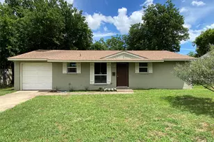 829 Sunnybrook Dr, Burleson, TX 76028 - Photo 1
