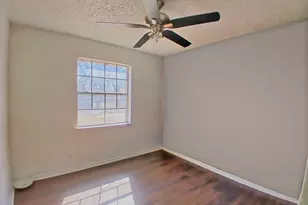 6811 Marla Dr, Dallas, TX 75217 - Photo 8