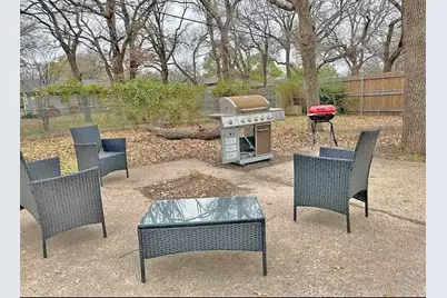 6811 Marla Drive, Dallas, TX 75217 - Photo 10