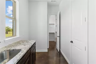 377 Russell Ln, Weatherford, TX 76087 - Photo 18