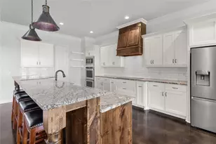 377 Russell Ln, Weatherford, TX 76087 - Photo 10