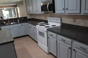 2059 La Salle Trail, Grand Prairie, TX 75052 - Photo 6