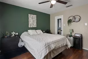 2909 Post Oak Dr, Euless, TX 76039 - Photo 18