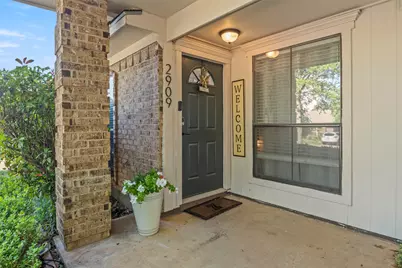 2909 Post Oak Drive, Euless, TX 76039 - Photo 2