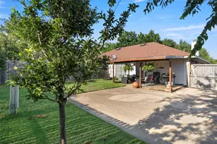2909 Post Oak Dr, Euless, TX 76039 - Photo 24