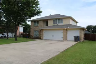 218 Jacob Ct, Glenn Heights, TX 75154 - Photo 32