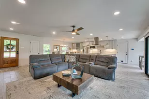 14254 Coral Harbour Ct, Farmers Branch, TX 75234 - Photo 4