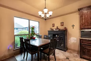 107 Manor Ln, Waxahachie, TX 75165 - Photo 10