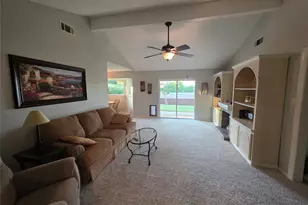 608 Shelmar Dr, Euless, TX 76039 - Photo 10