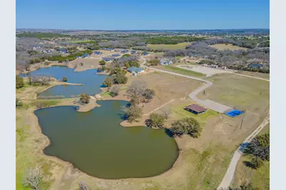 100 Helton Drive, Granbury, TX 76049 - Photo 26
