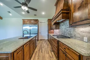 100 Helton Dr, Granbury, TX 76049 - Photo 6