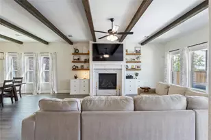 1073 Fleetwood Dr, Justin, TX 76247 - Photo 4