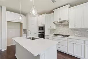 2564 Durango Dr, Carrollton, TX 75010 - Photo 6