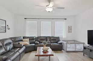 1100 Flameleaf Dr, Princeton, TX 75407 - Photo 4