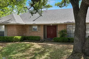 3713 Kimberly Ln, Fort Worth, TX 76133 - Photo 4