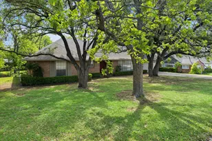 3713 Kimberly Ln, Fort Worth, TX 76133 - Photo 2