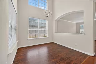 2304 Janna Way, Carrollton, TX 75006 - Photo 4