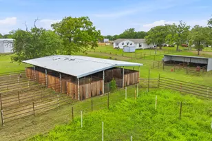 621 Co Rd 484, Stephenville, TX 76401 - Photo 8