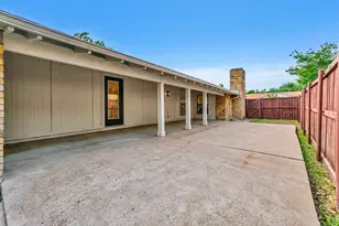 7618 Christie Ln, Dallas, TX 75249 - Photo 30