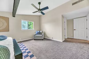 7618 Christie Ln, Dallas, TX 75249 - Photo 20
