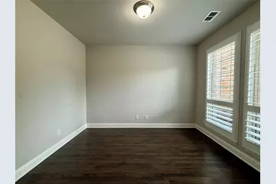 509 Lomax Lane, Fort Worth, TX 76131 - Photo 10
